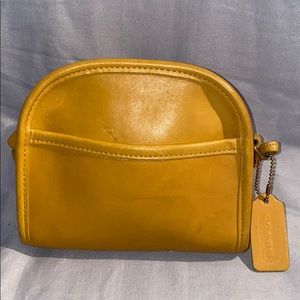 Vintage Coach leather Abbie Purse 👜  Num 9017